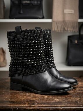 Shutz boots Black Embellished Leather Ankle Boots with Beaded Shaft